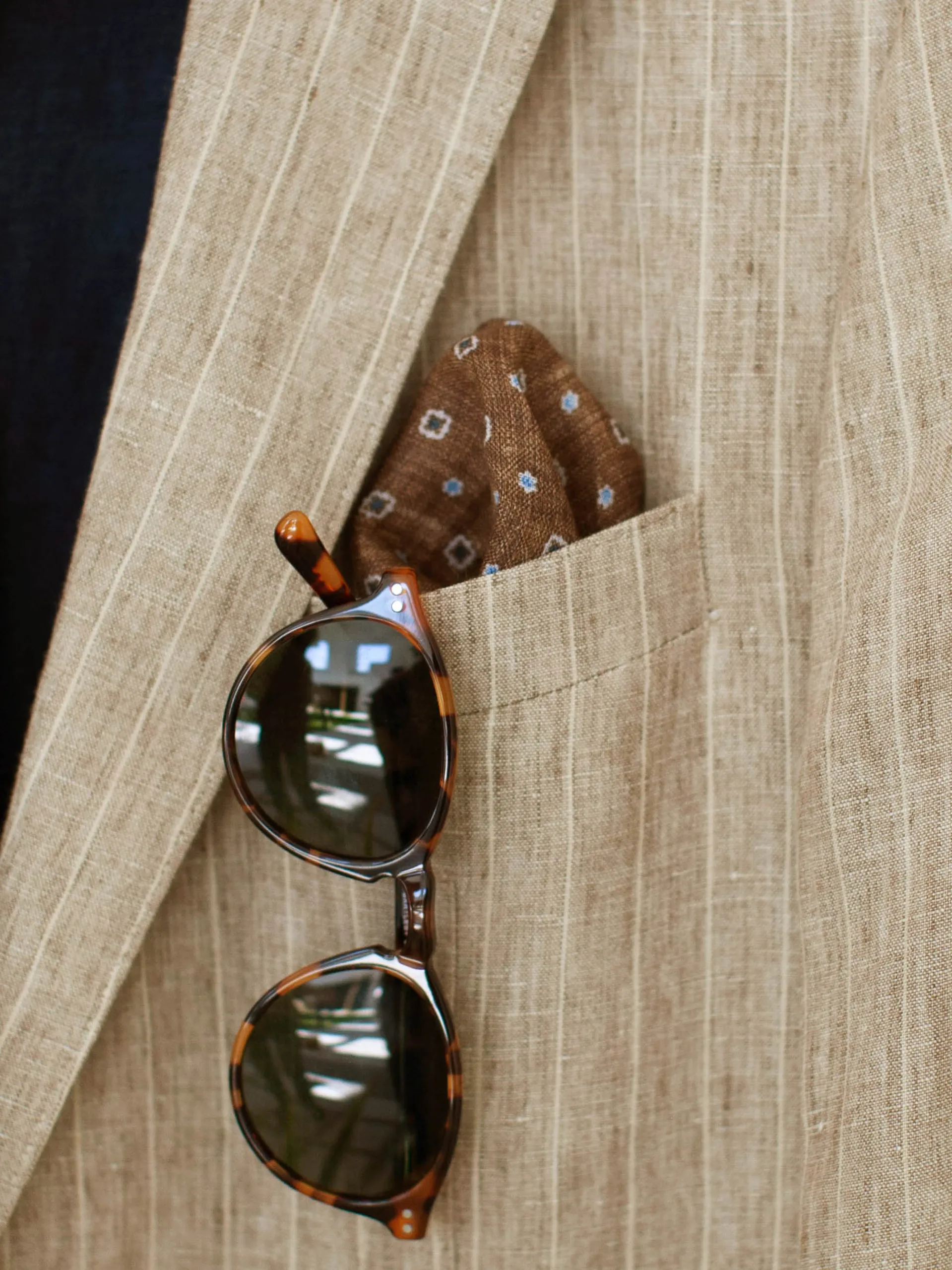J.McLaughlin Linen Pocket Square In Floral Dots- Shoes & Accessories|Pocket Squares