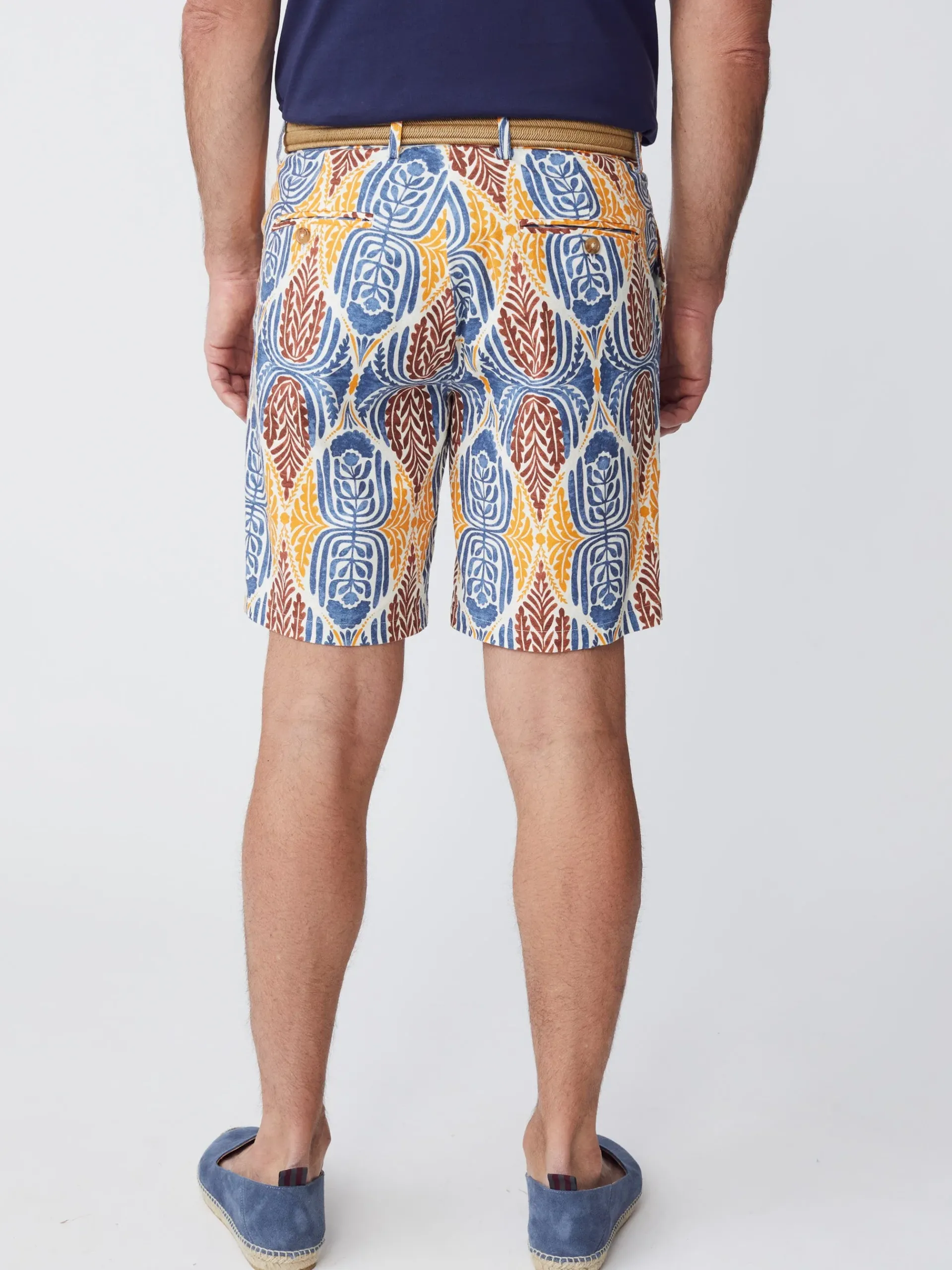 J.McLaughlin Oliver 9” Italian Twill Short In Mini Carriage House- Shorts
